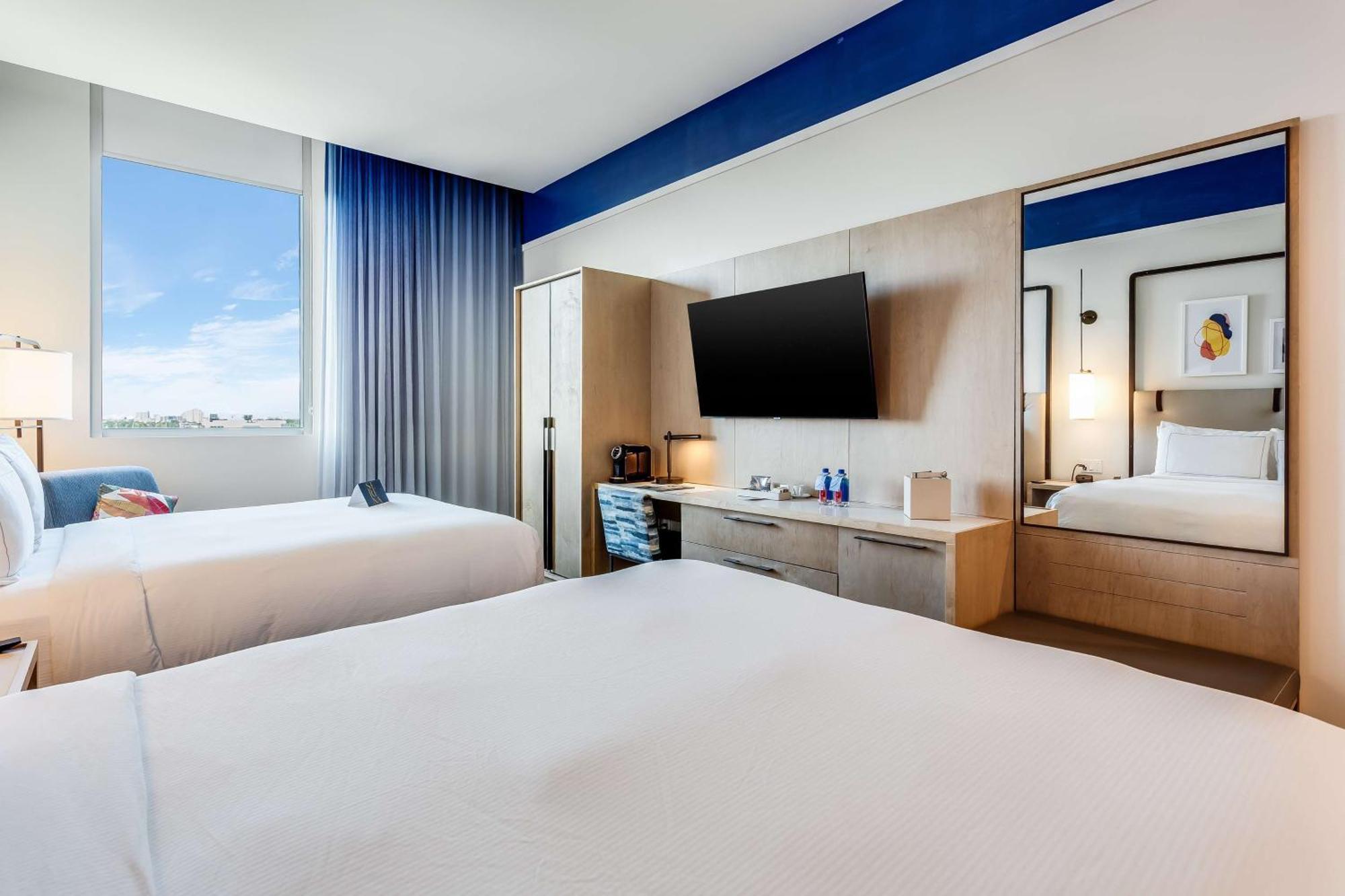 Serena Hotel Aventura Miami, Tapestry Collection By Hilton Exterior photo
